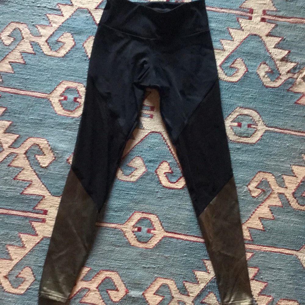 Onezie yoga leggings